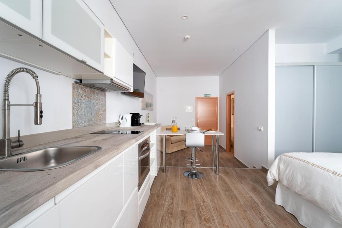 Estudio 2 Pax By Costablancarent دينايا المظهر الخارجي الصورة